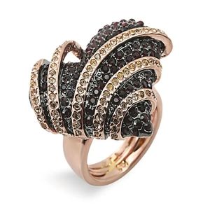 ISO Nordstrom Ariella Paved Heart Cage Ring